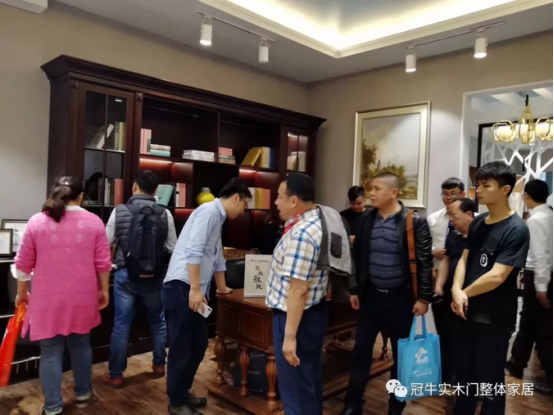 前線直擊！展會第二天，人潮只增不減，精彩不停歇?。? style=